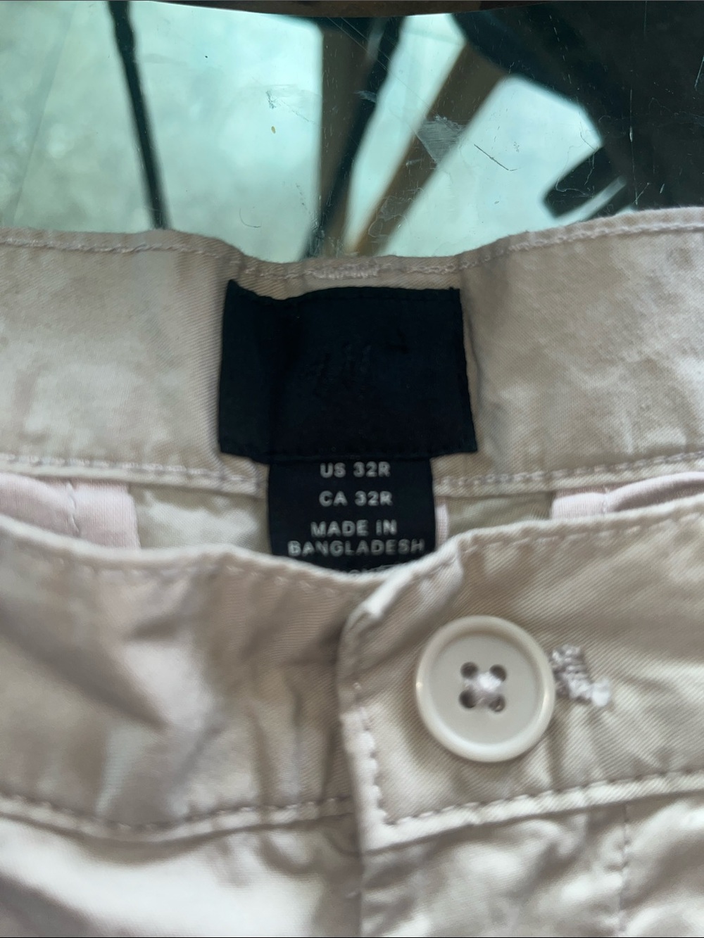 H&M Men's Flat Front Shorts in Light Beige Sz 32R